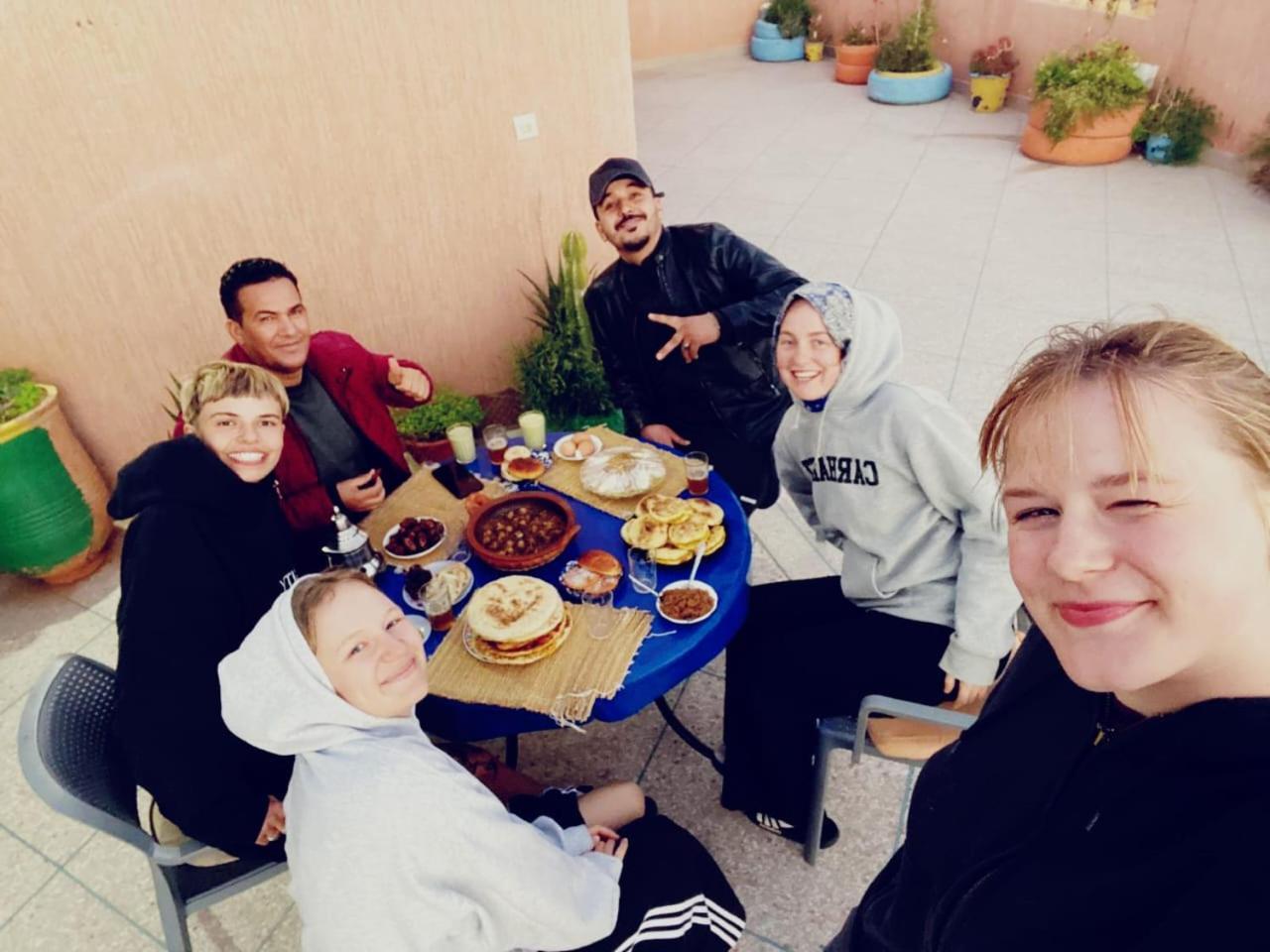 Afgo Hostel Tajda Екстериор снимка